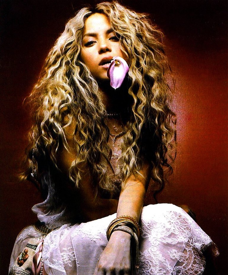Shakira Fijacion Oral